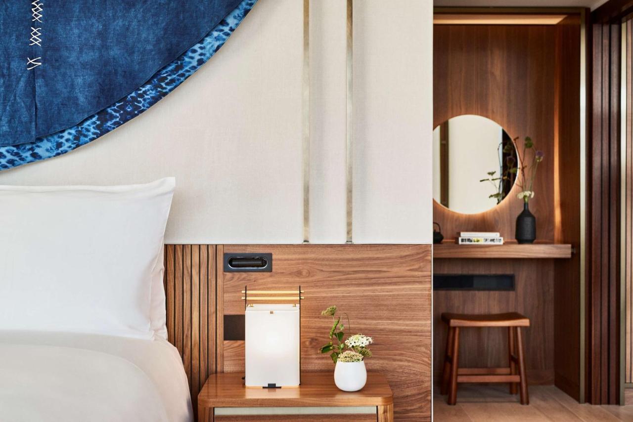 Nobu Hotel Barcellona Esterno foto A bedroom at the hotel