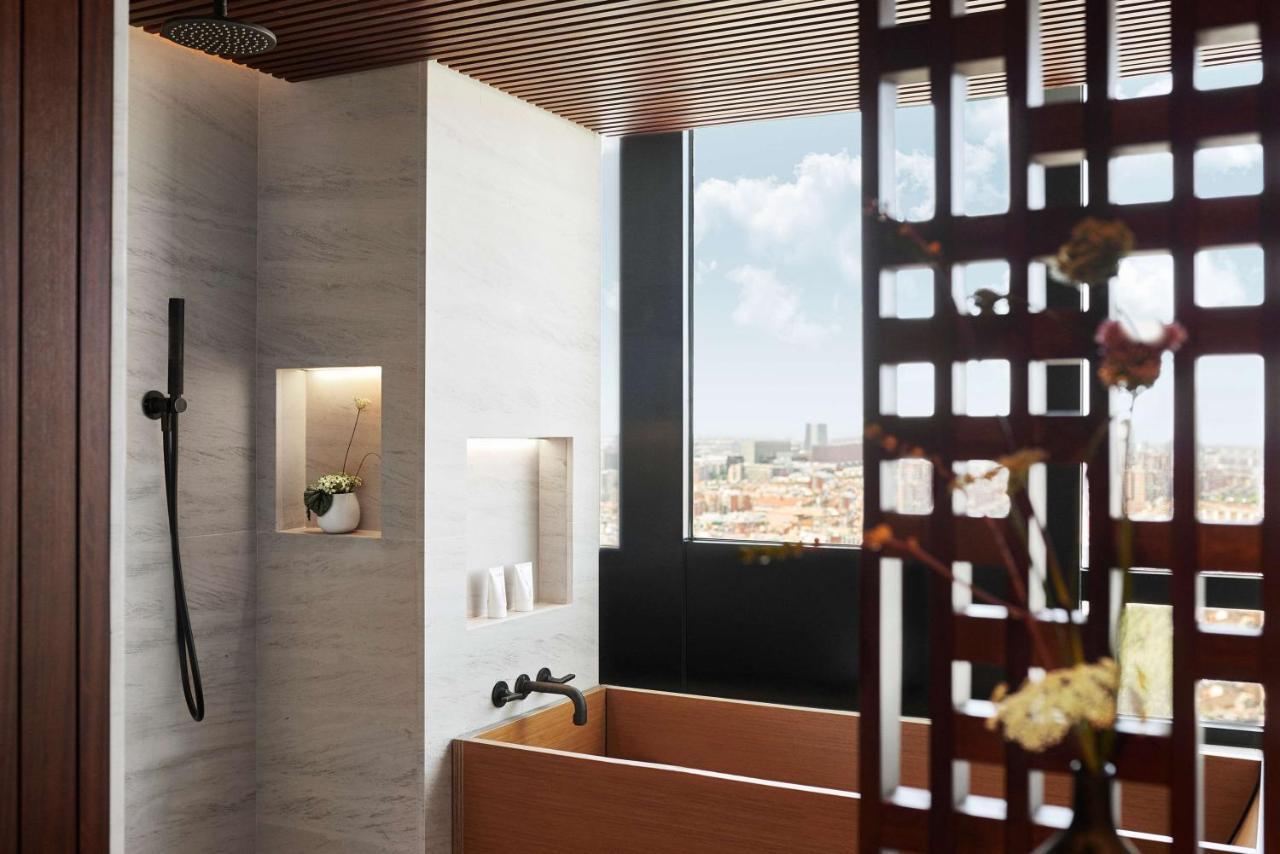 Nobu Hotel Barcellona Esterno foto Bathroom