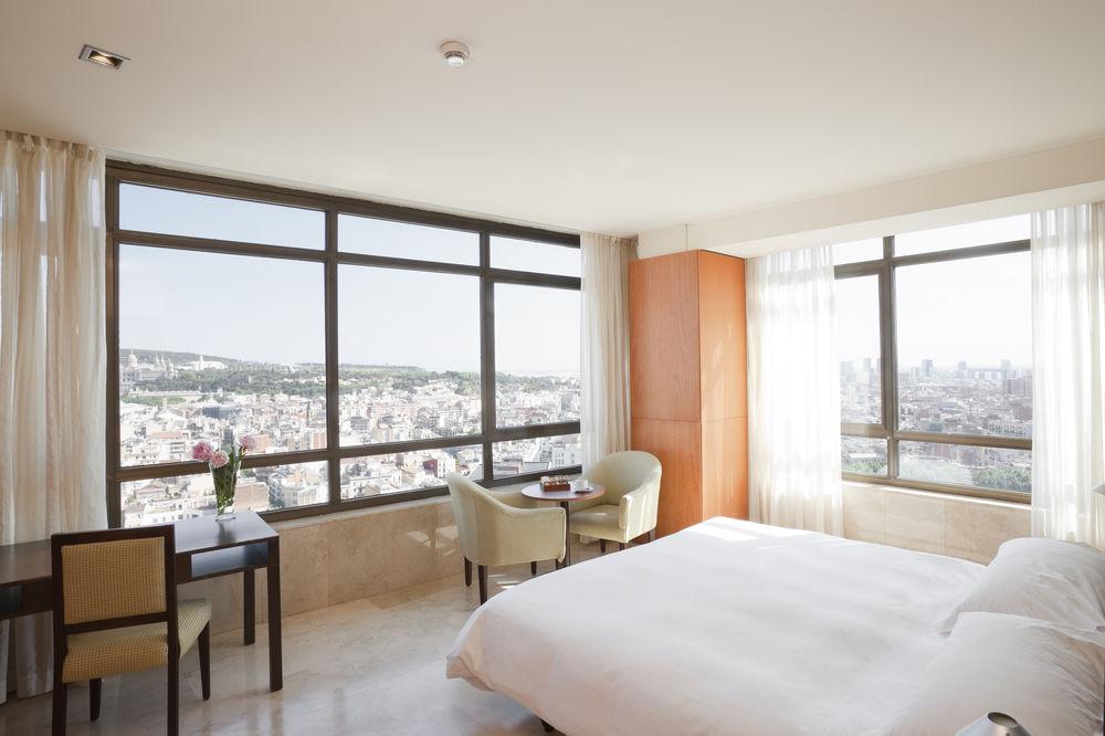 Nobu Hotel Barcellona Esterno foto A room at the hotel