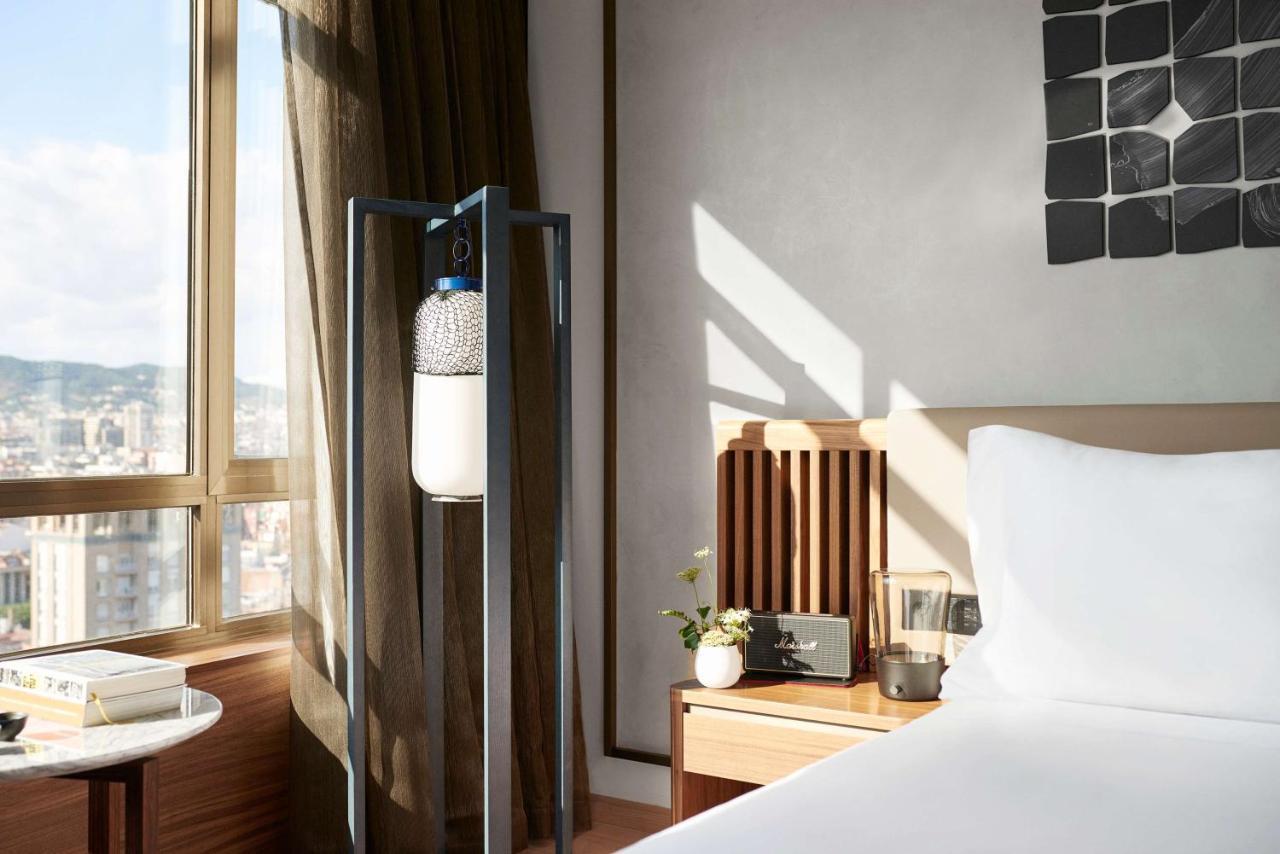 Nobu Hotel Barcellona Esterno foto A room at the hotel