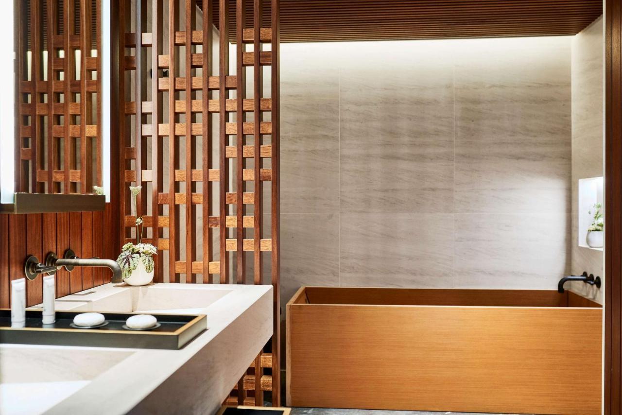 Nobu Hotel Barcellona Esterno foto Bathroom