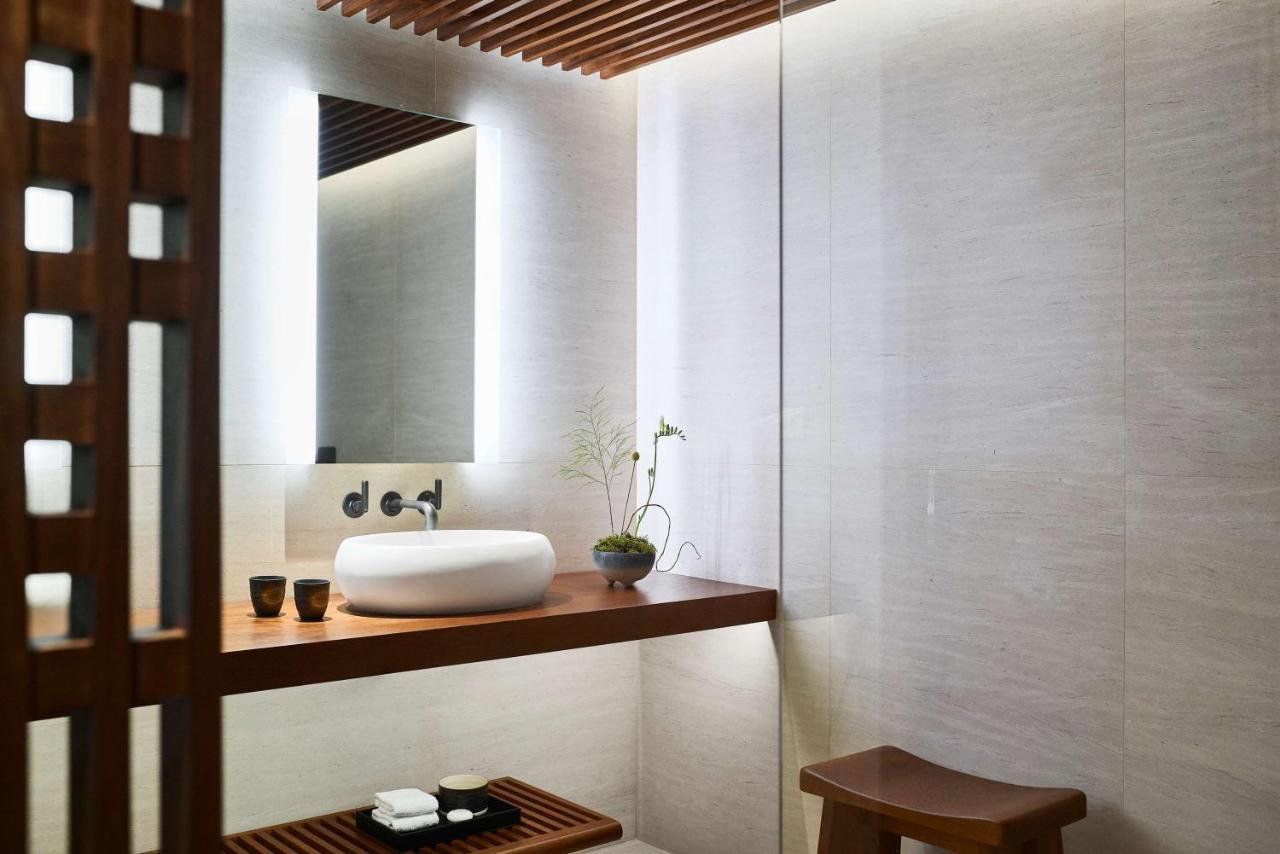 Nobu Hotel Barcellona Esterno foto Bathroom